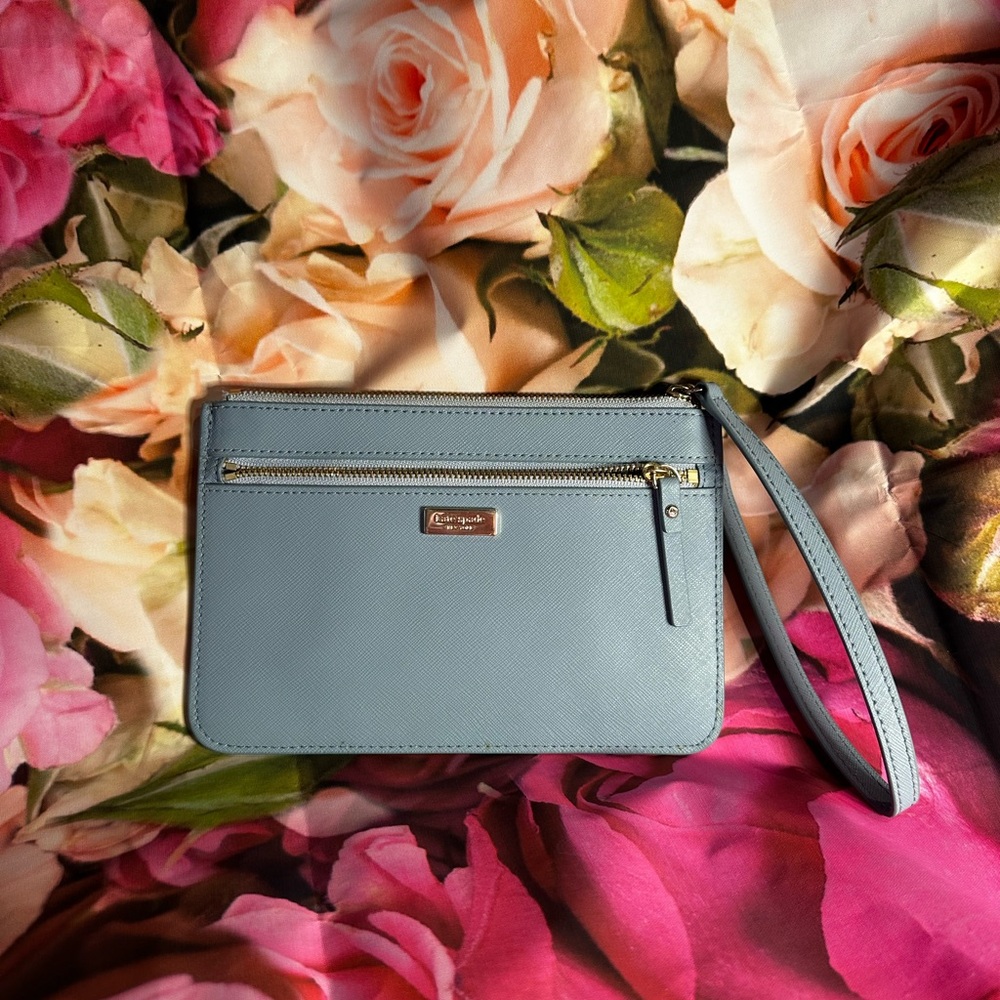 Kate Spade Laurel Way Tinie Leather
Wristlet in celestial blue